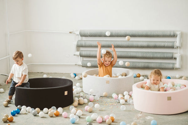 Glamour Round Foam Ball Pit with 250 Balls